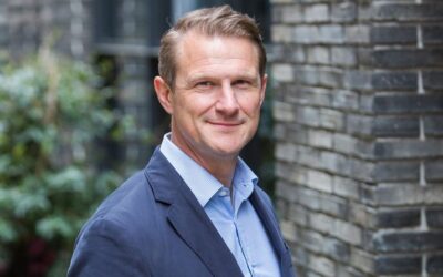 Reds10 plots exponential growth path