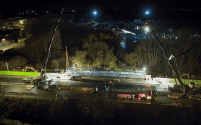 Graham installs Reading footbridge