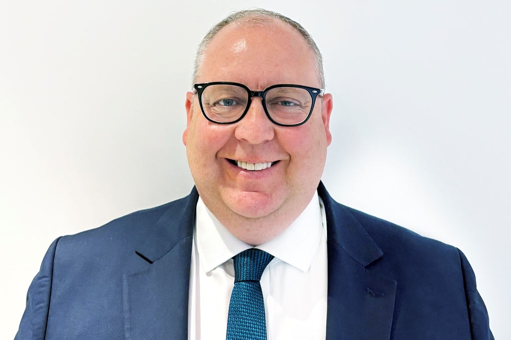 Wates recruits commercial director