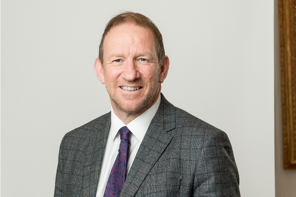 Foreign speculators soften Barratt Redrow sales