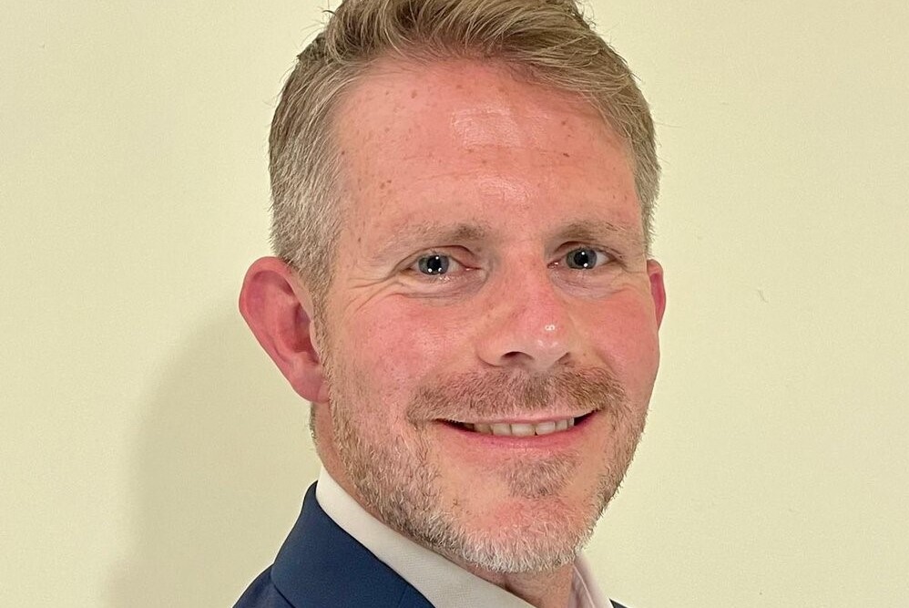 Bam loses rail boss to Balfour Beatty