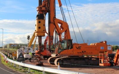 Van Elle issues another profit warning