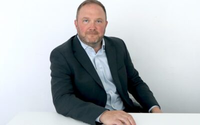 Munnelly extends shares to director