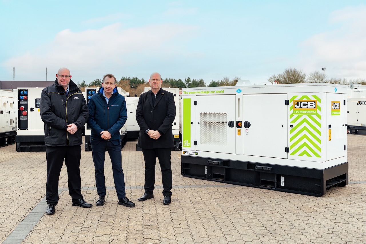 Dawsongroup buys first JCB hydrogen generator