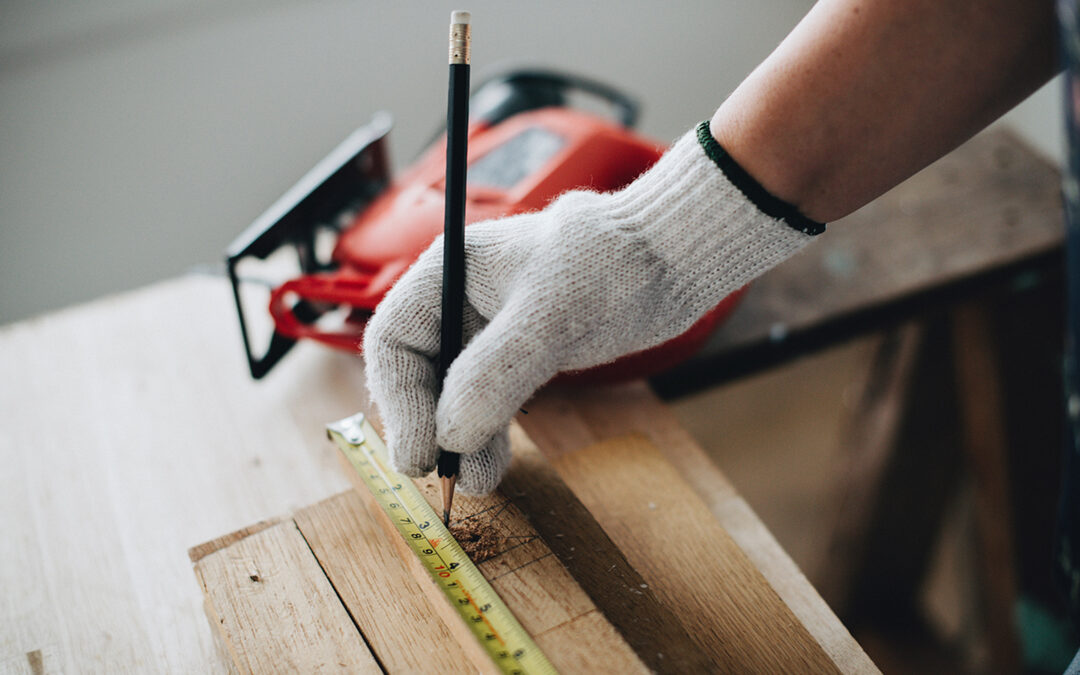 Half of builders see jobs delayed by staff shortages