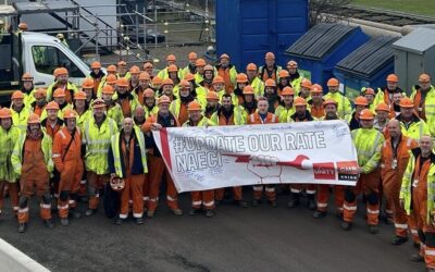 Unite members accept pay deal