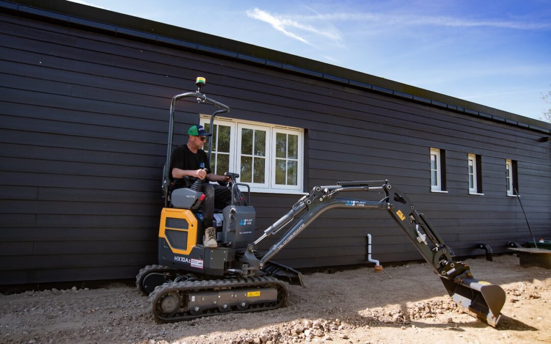 JJ Sugrue buys two new Hyundai excavators via Tobin