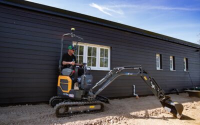 JJ Sugrue buys two new Hyundai excavators via Tobin