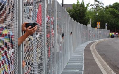 Sunbelt protects celebrating Arsenal fans