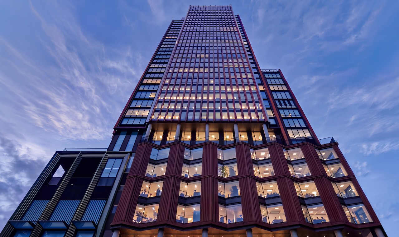 Endurance picks Multiplex for London tower